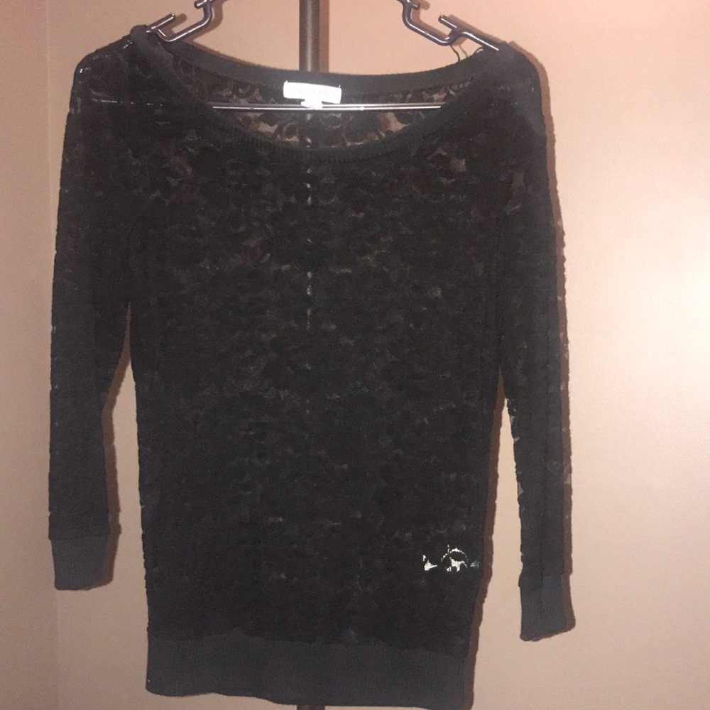 Aeropostale black top